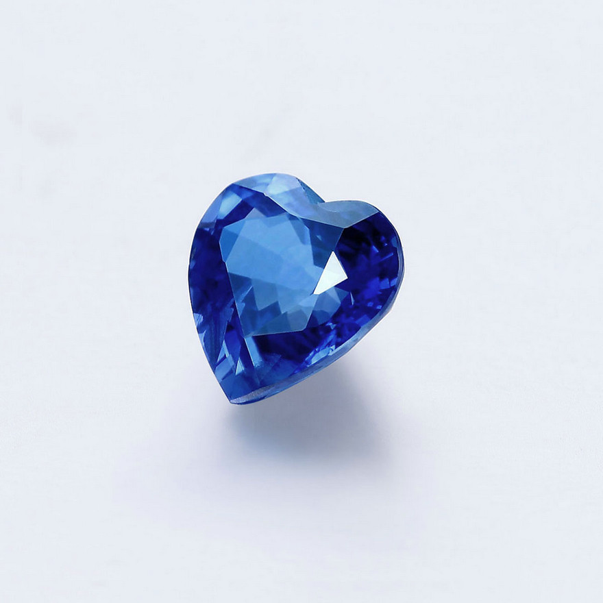 甄选1.07ct天然蓝宝石裸石 甜美心形 带权威国检证书 支持定制