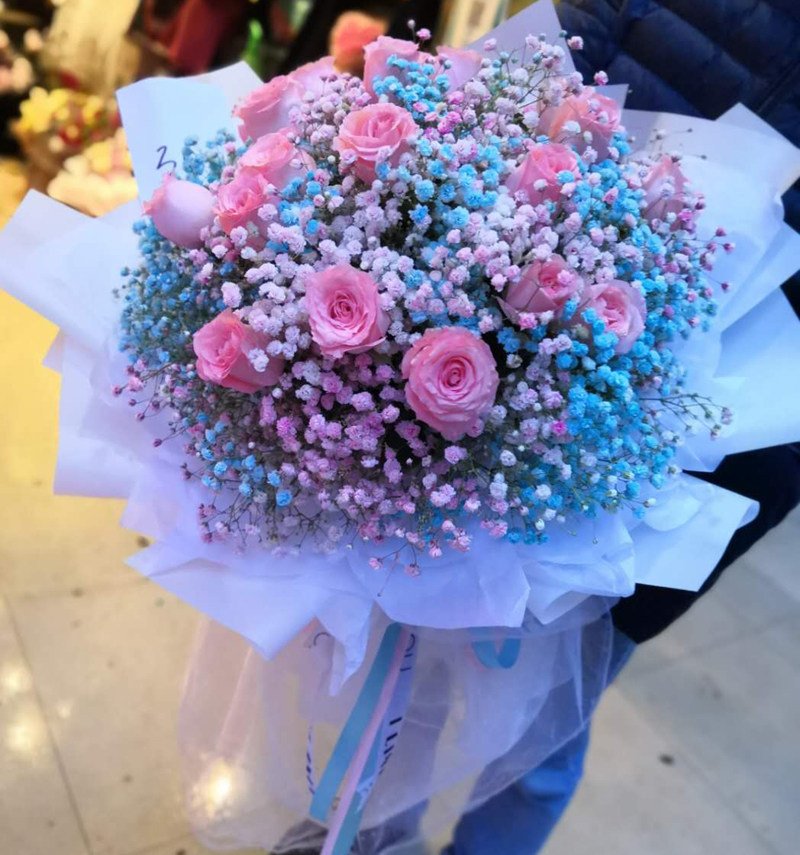 一折七彩满天星花束