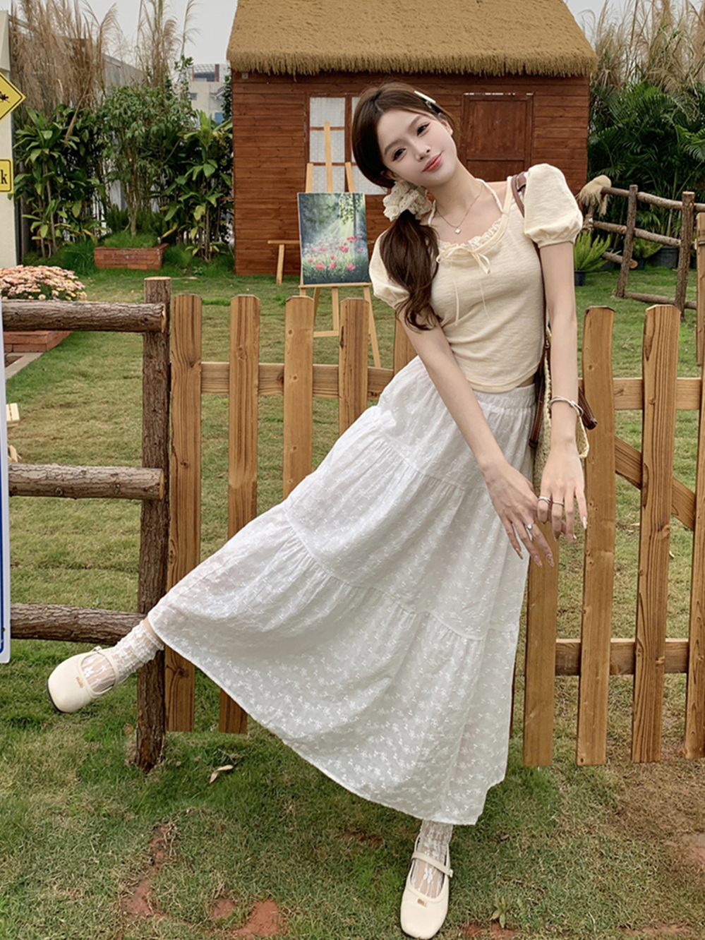 实拍夏季新款甜美蕾丝拼接泡泡袖短款上衣T恤+刺绣白色显瘦半身裙
