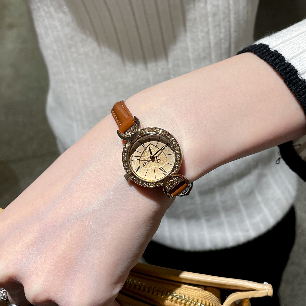 2,便宜漂亮的女生手表品牌有哪些?