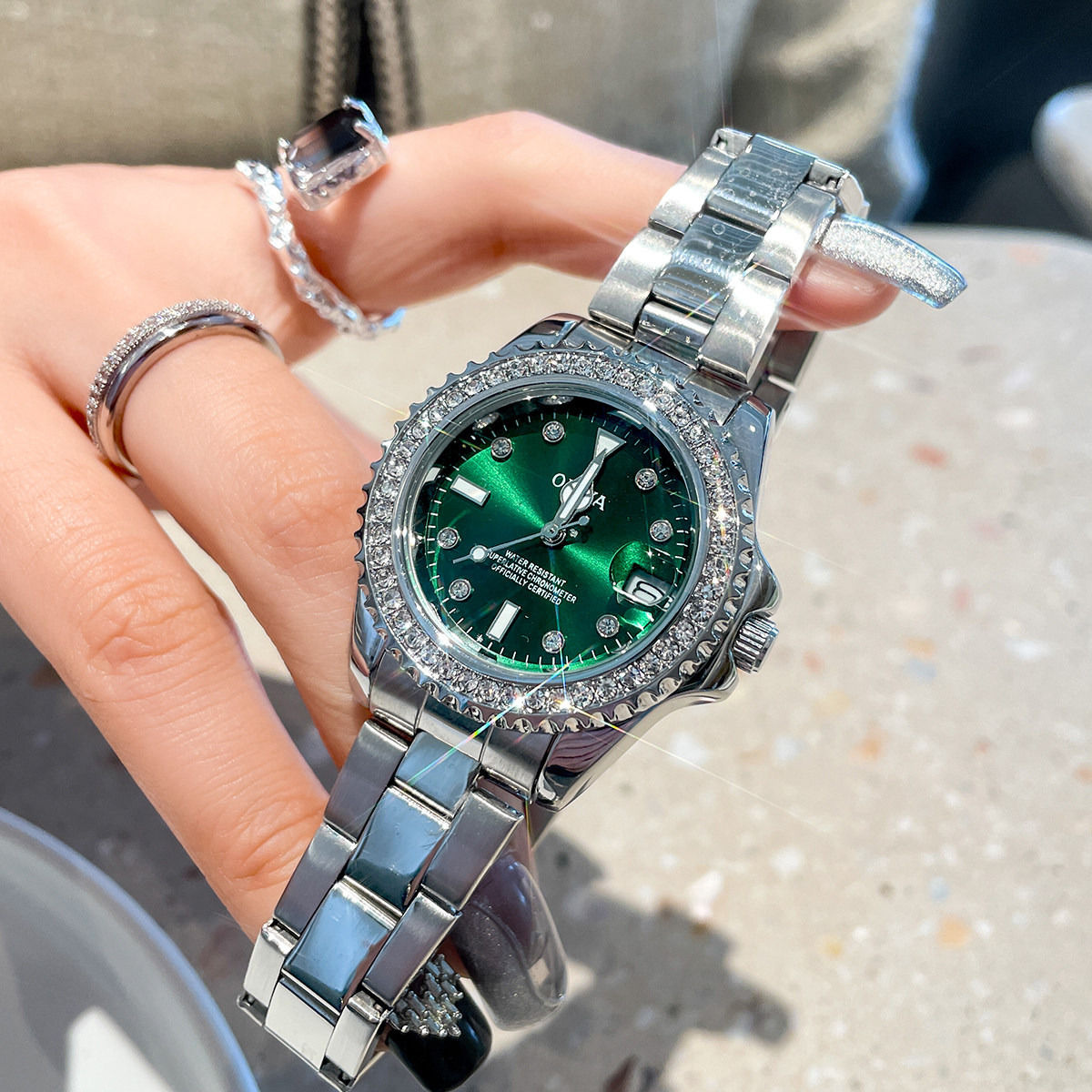 高级感满钻女款小众绿水鬼手表女女士2021新款名牌正品女表小绿表