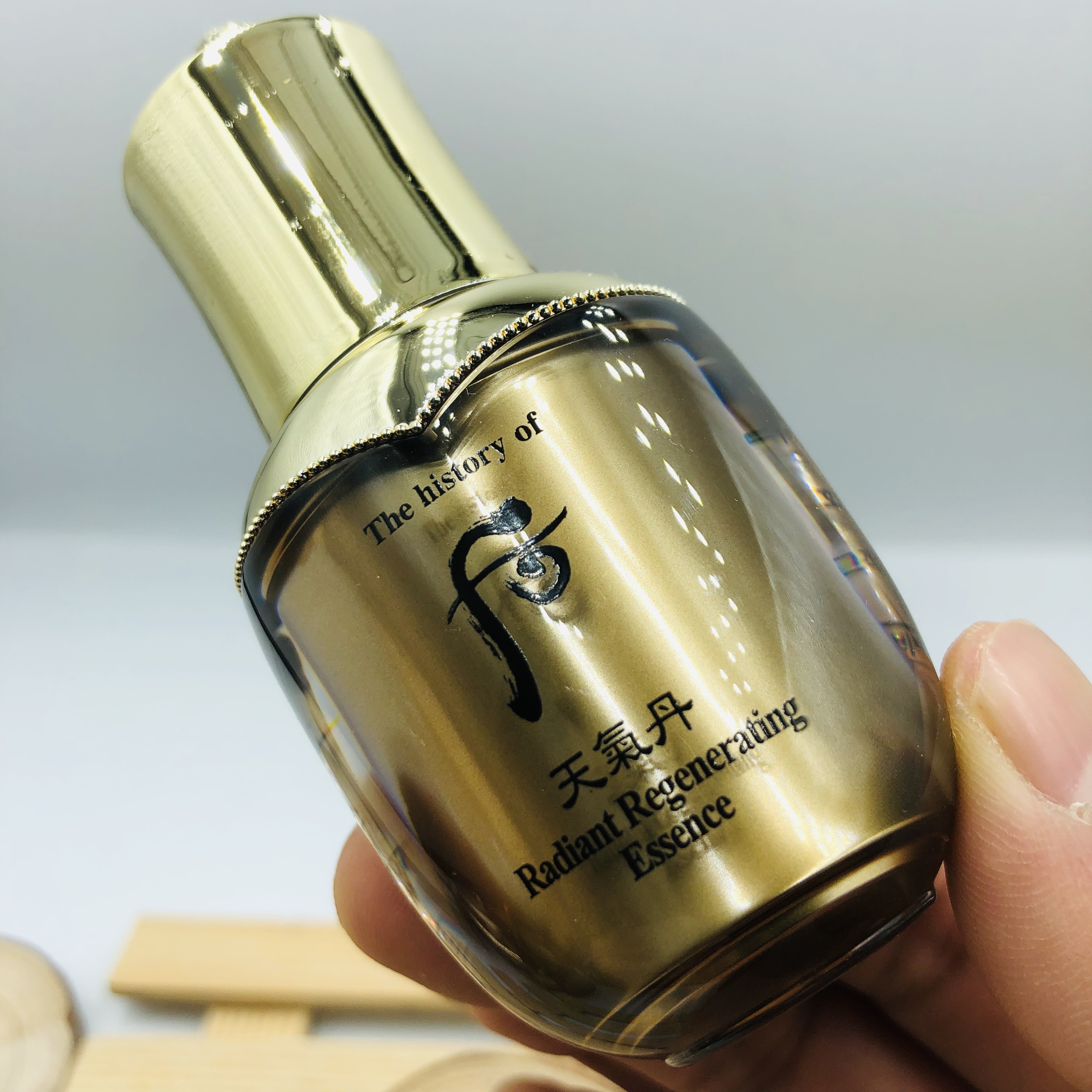 热销whoo后 天气丹花献精华液小样8ml