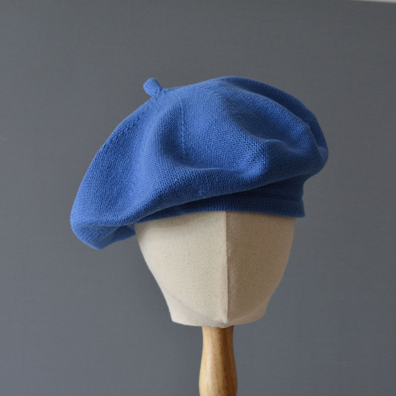 蓝色画家帽