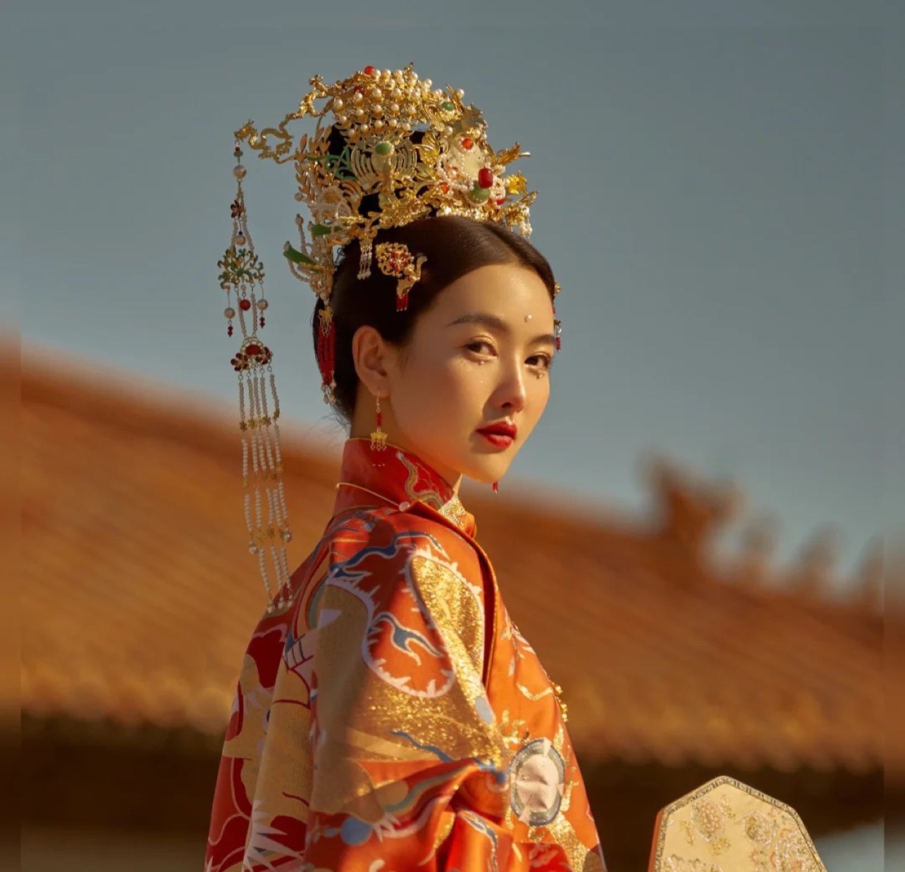 明制凤冠头饰新娘汉服婚嫁发冠皇后大婚发饰高端2022新款中式婚礼