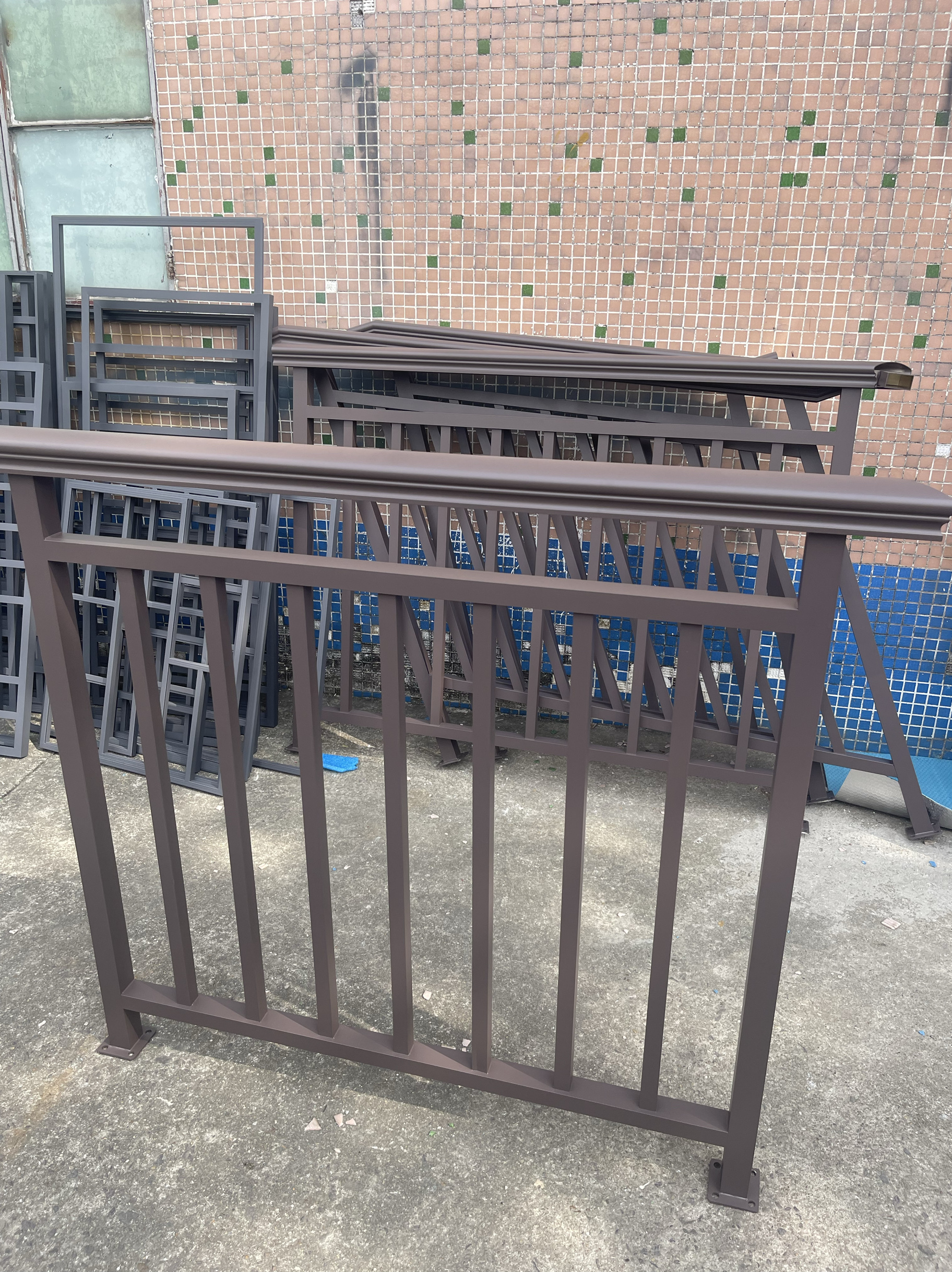定制铝合金护栏护手栏杆楼梯扶手铝合金焊接