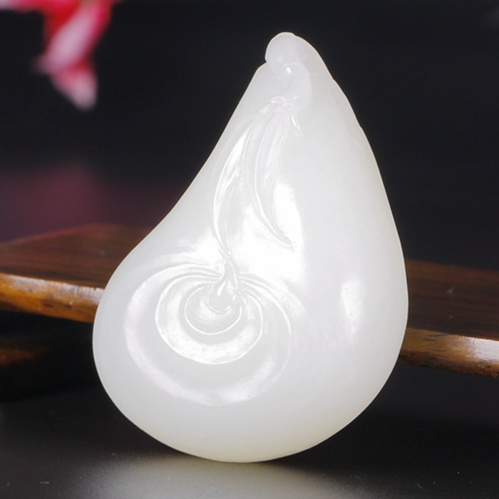 持之以恒 和田玉羊脂白玉 水滴石穿挂件 55.42克