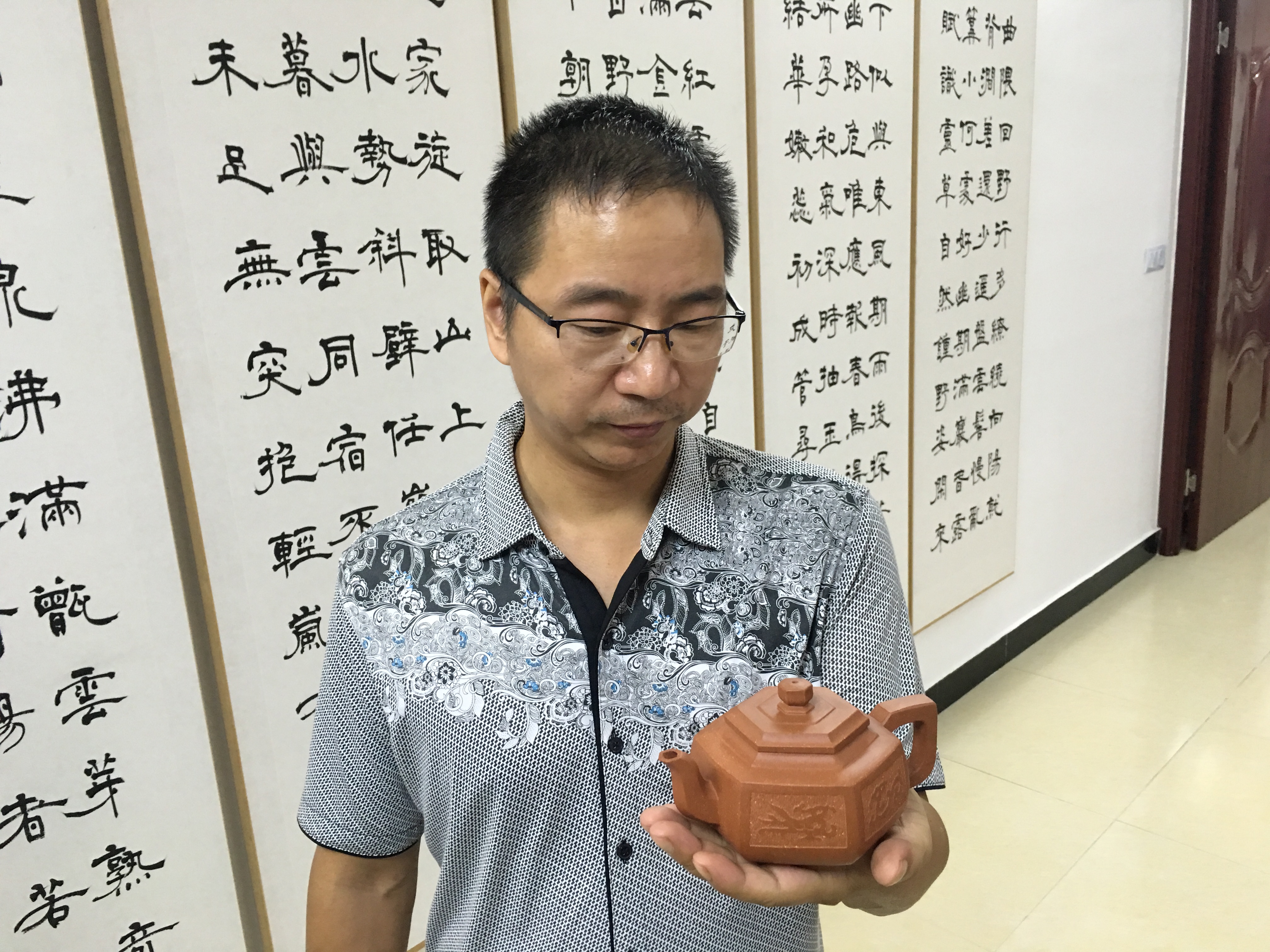 【直供】工艺美术师范育君《六方雪华》