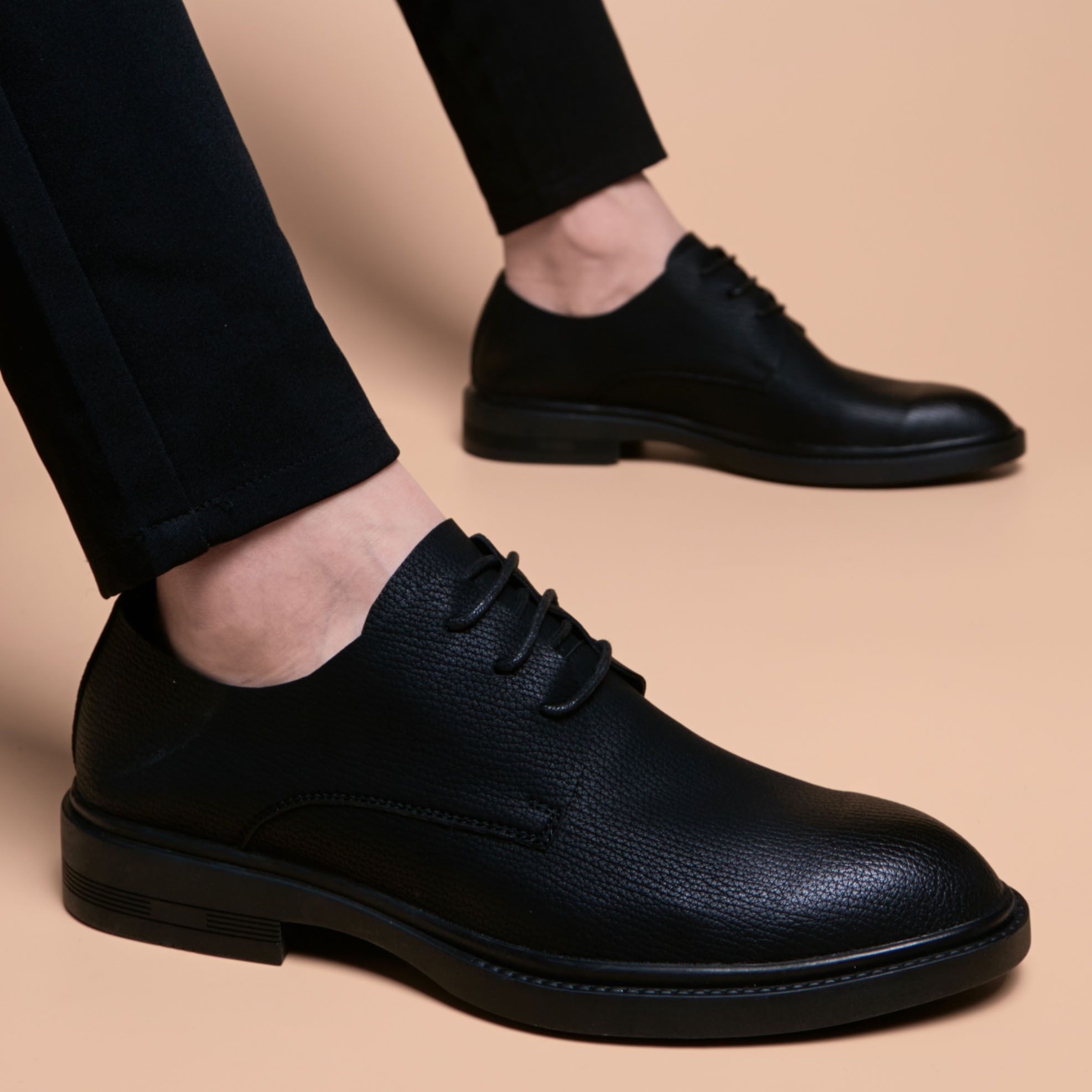 一折尖头皮鞋男英伦韩版软面皮