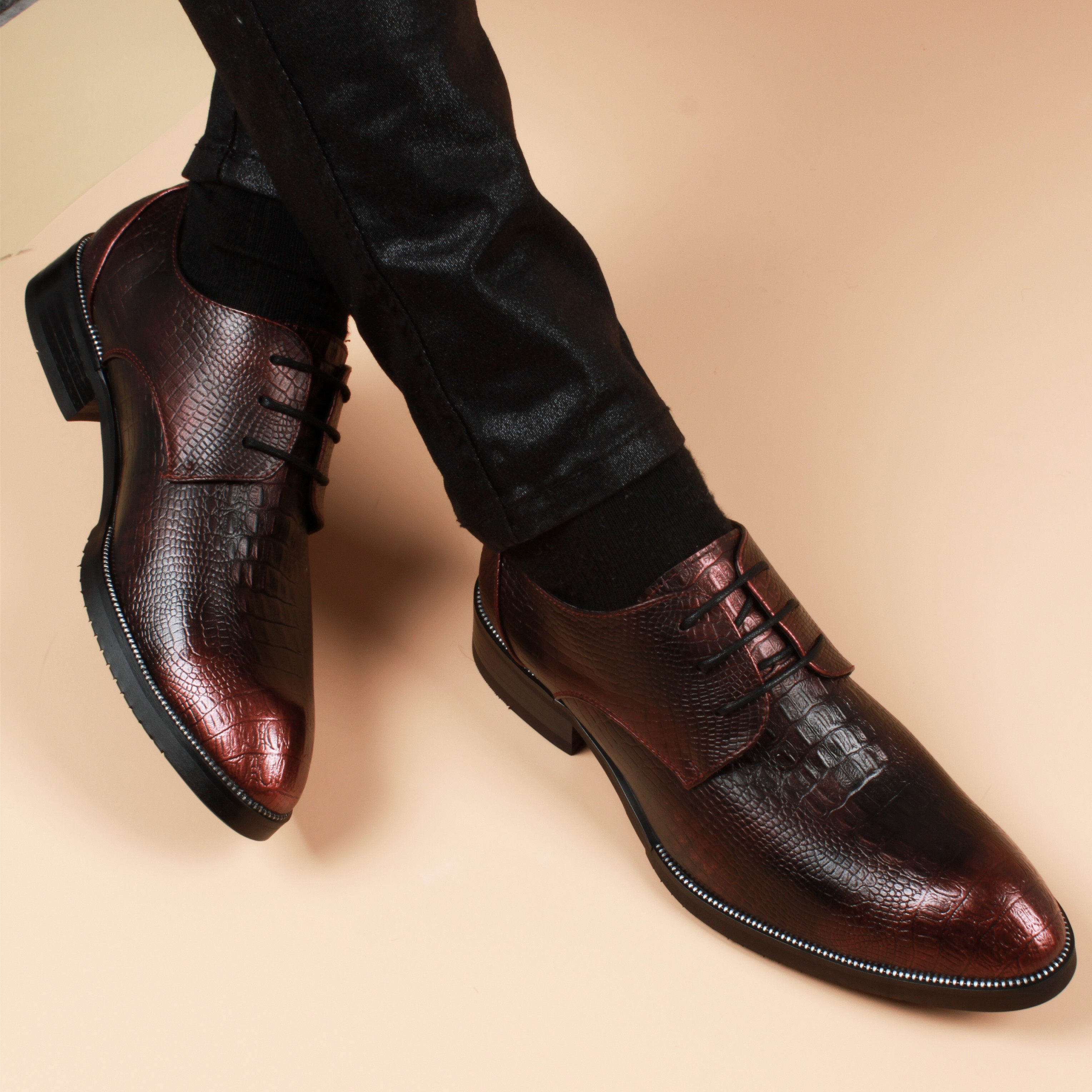 一折皮鞋男韩版 尖头 内增高