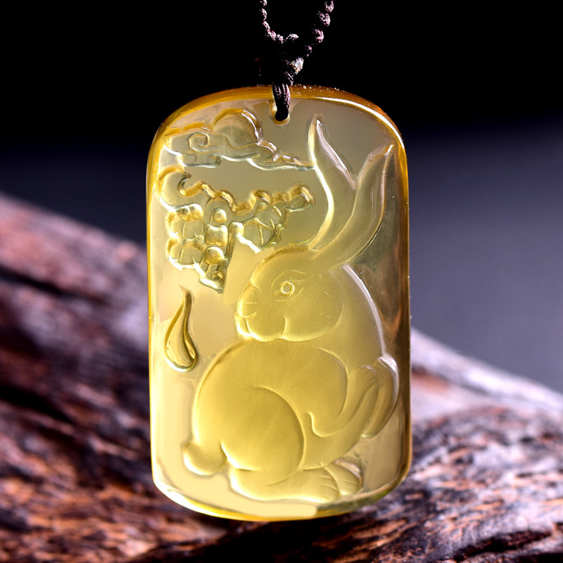 天然橘黄水晶护身玉兔呈祥双兔护岁吊坠男女项链招财转运随身挂件