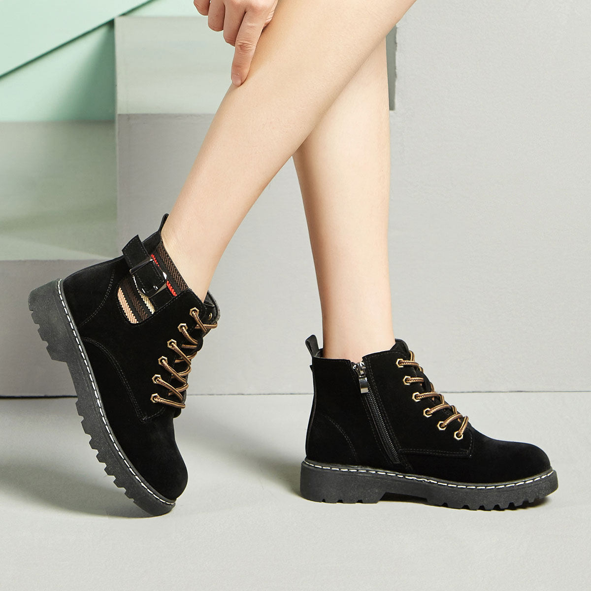 卓诗尼冬靴平底百搭棉鞋机车靴马丁靴及裸靴女士短靴子