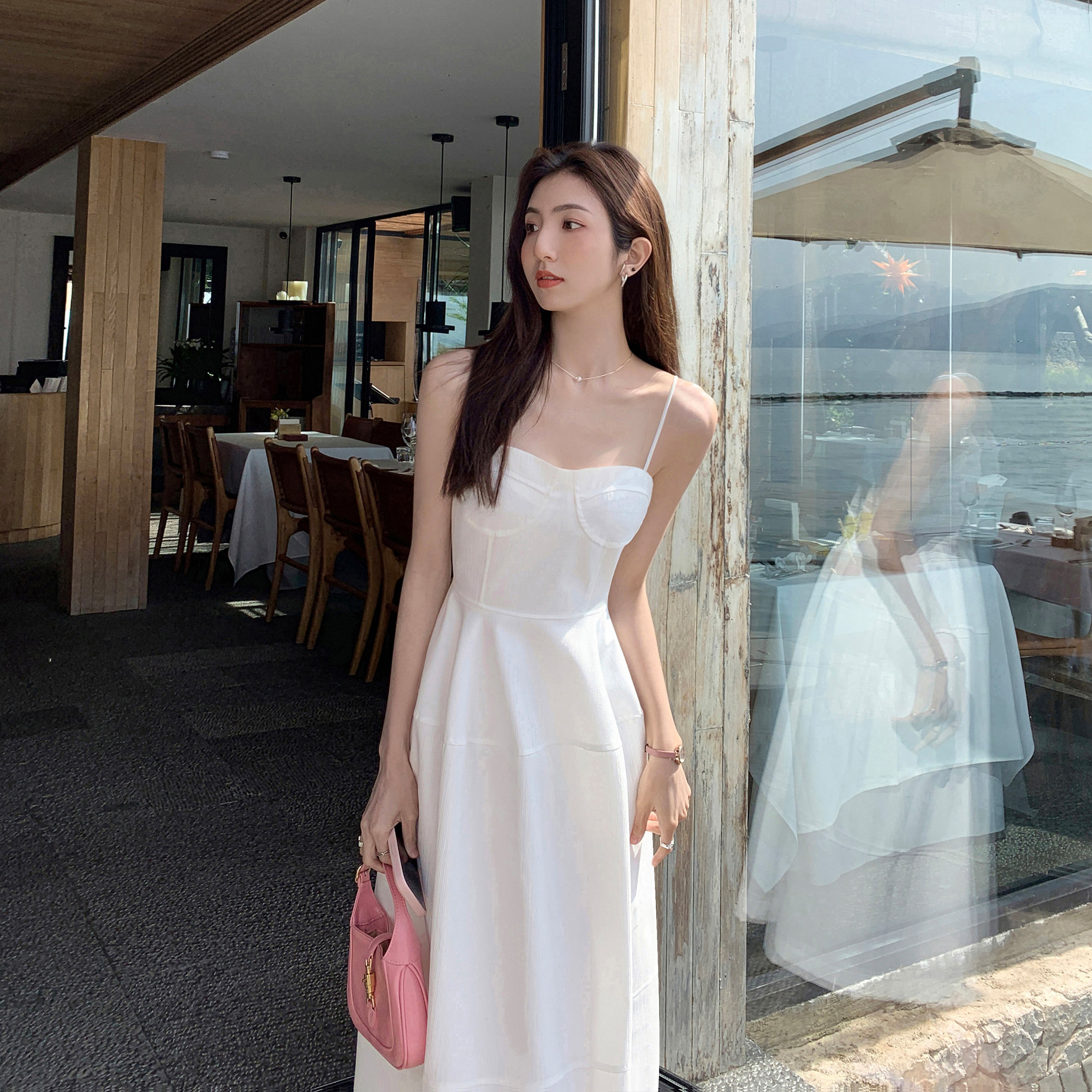mulvan法式吊带连衣裙夏2022新款高级感气质抹胸裙子女设计感小众