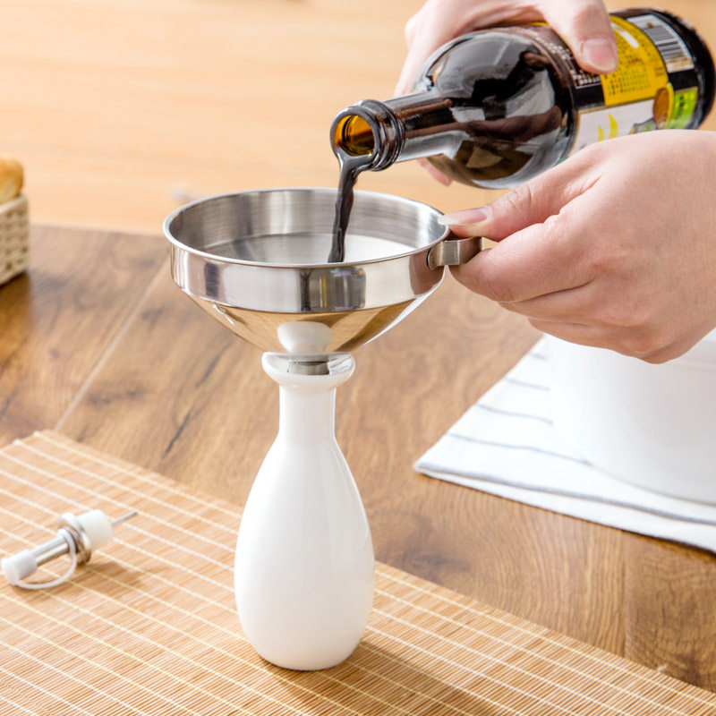 居家家不锈钢小漏斗油壶酒壶液体分装器厨房家用加厚小号倒油漏斗