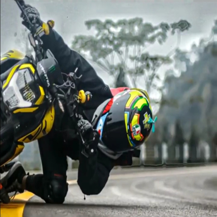 摩托车护膝磨包压弯 跑山神器 赛道 一体式 护具赛车练习防风保暖