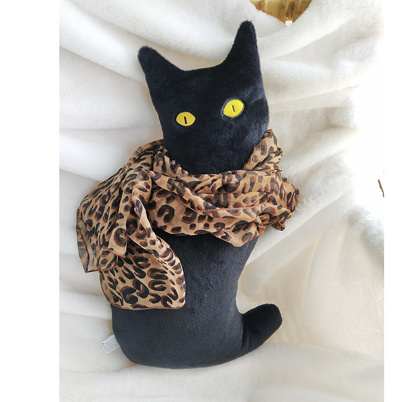 黑夜里的猫 创意沙发抱枕毛绒玩具娃娃黑猫靠枕白色猫咪撸猫玩偶