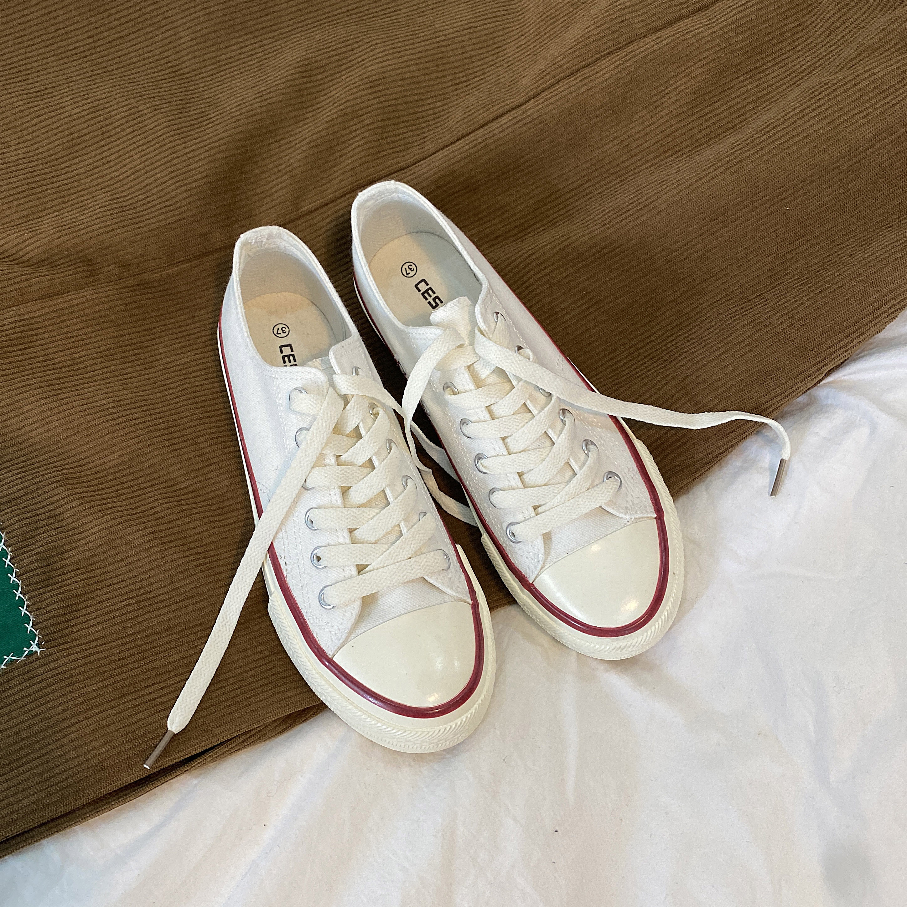 黄洛林 韩国街拍万年经典款百搭复古1970s复刻白色低帮帆布鞋子女