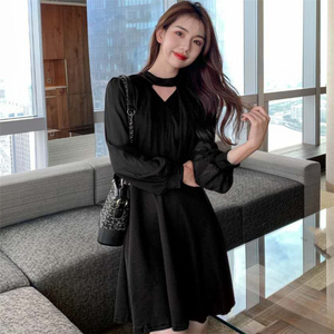 Real shooting of new French design sense of minority hanging neck skirt temperament slim slim bottomed dress women