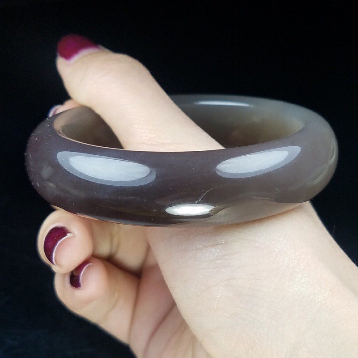 手镯新款纯天然青海和田玉烟紫色玉镯55圈口带手饰