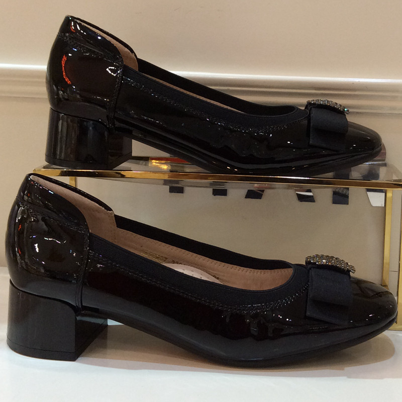 四川 成都女王和鞋女鞋单鞋更新时间:2022年04月09日哈森harson专柜