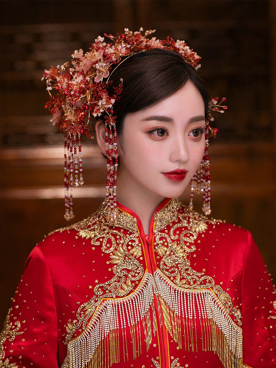 喜看新款重工红色中式秀禾流苏凤冠新娘结婚头饰样片写真跟妆造型