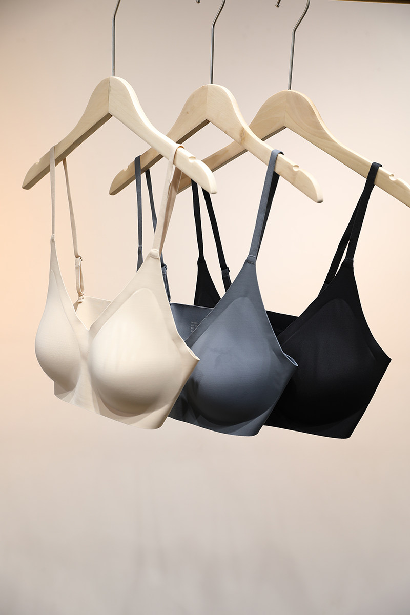 品质精湛!无钢圈一片式无痕聚拢丰胸可拆文胸内衣