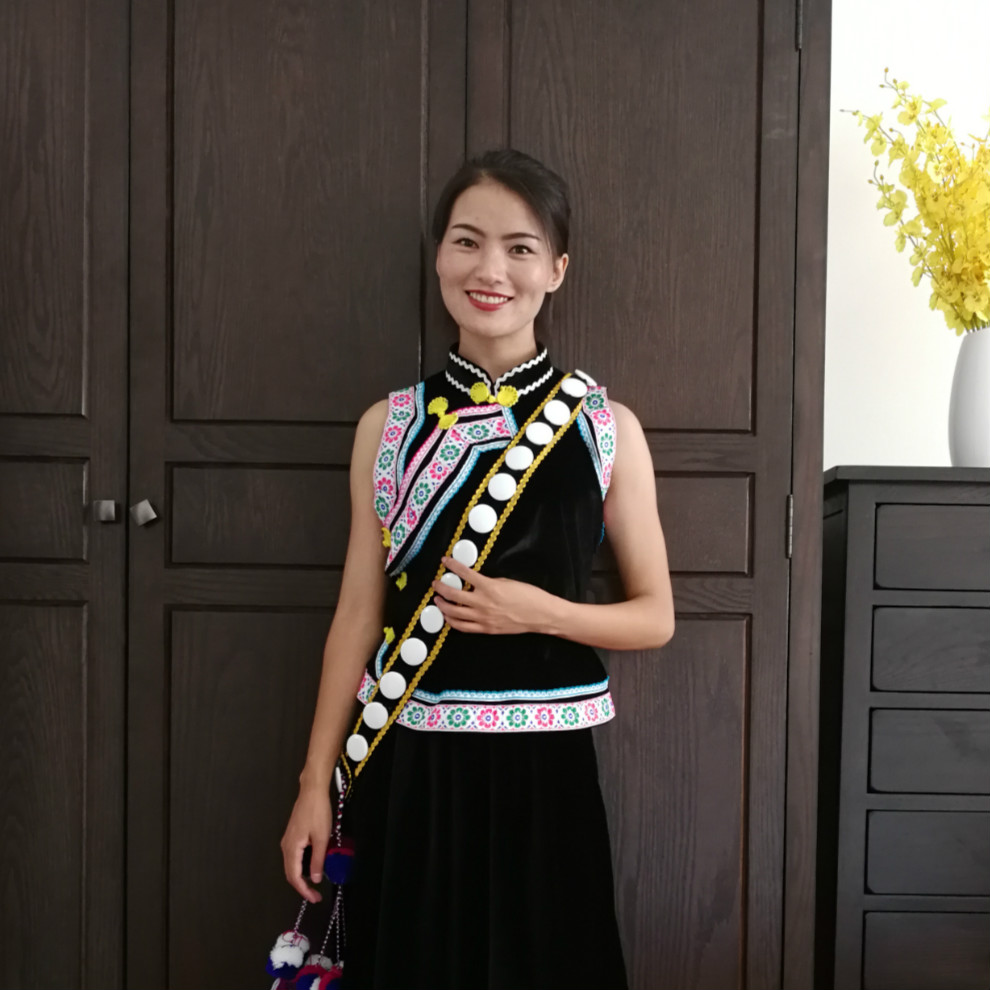 028云南怒江傈僳族怒族少数民族套装女演出表演舞台成人服装可定