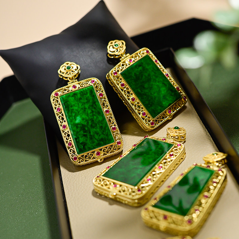 925银镀金镶嵌天然a货翡翠平安无事牌吊坠淡水珍珠项链已售095元优惠