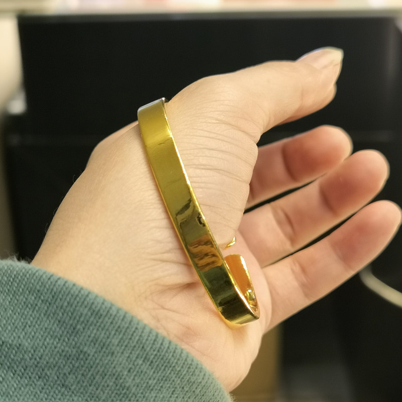 纯金光面手镯椭圆贵妃金镯足金9999黄金镜面抛光女款情人节礼物