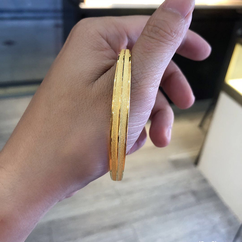 金佰亿珠宝素金星辰黄金手镯内刻百福推拉磨砂女款新年礼物9999