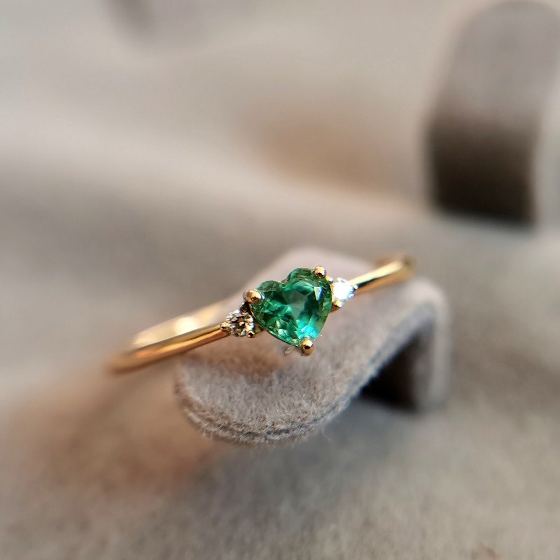 祖母绿戒指哥伦比亚18k金镶钻桃心戒指女简约小清新彩色宝石优惠券