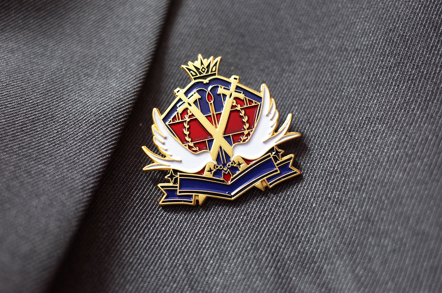 夏日原创搭配马甲西服制服jk正版徽章咸鱼其他配件