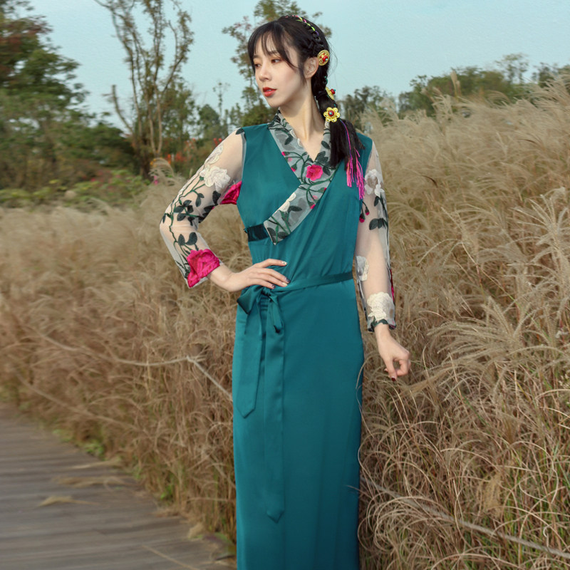 藏族服装女西藏服藏装新款博拉安多藏袍民族风拉萨服藏族裙服饰