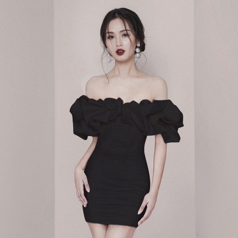 泰国潮牌性感一字肩修身显瘦连衣裙女夏季新款气质名媛小个子礼服