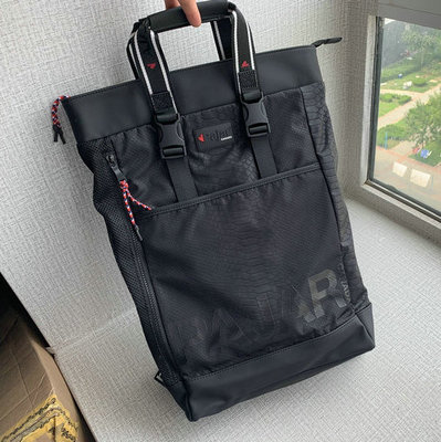 加拿大枫叶黑色尼龙布运动潮流大容量手提双肩背包