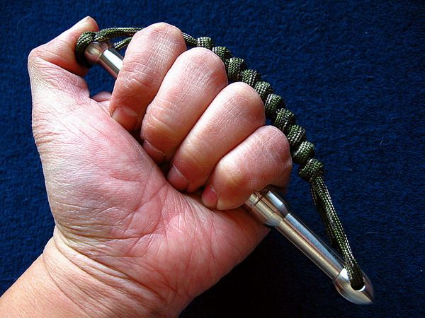 手工不锈钢酷棍防身破窗器工具古巴藤 女同学防身自救工具