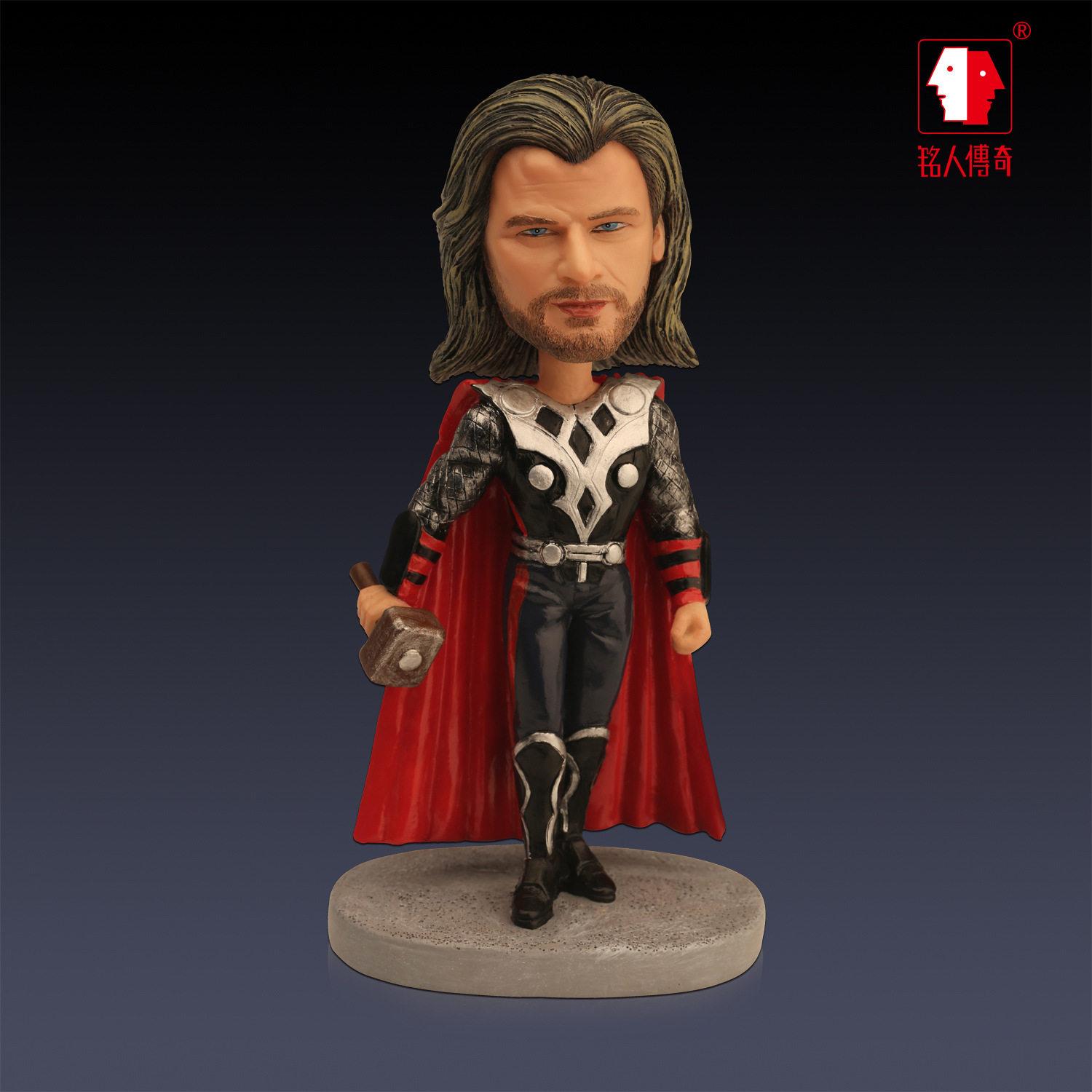 英雄创意树脂车载摇头公仔雷神托尔克里斯人偶摆件