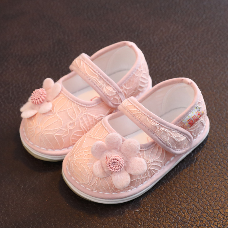 小宝宝公主鞋1一2岁婴儿鞋子女宝宝手工布鞋儿童室内鞋软底学步鞋