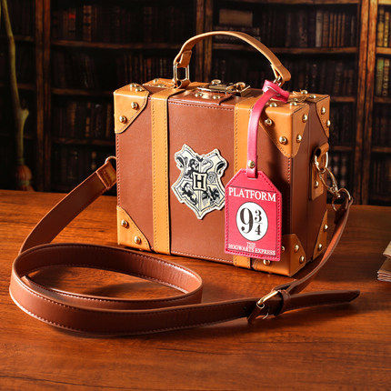 哈利波特霍格沃兹魔法学校8英寸手提包旅行小箱子
