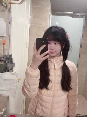 剪标 90绒羽绒服 轻薄款 女士连帽 大码比较多呀