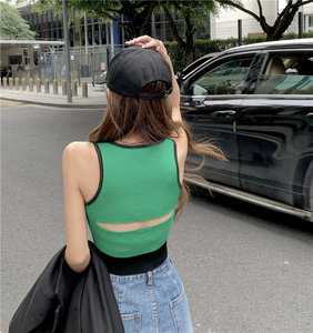 免空区美女PK图片：潮流与趋势，精彩不容错过