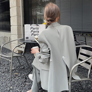 设计感小众灰色西装套装女春秋2023新款高级感西服两件套职业上衣