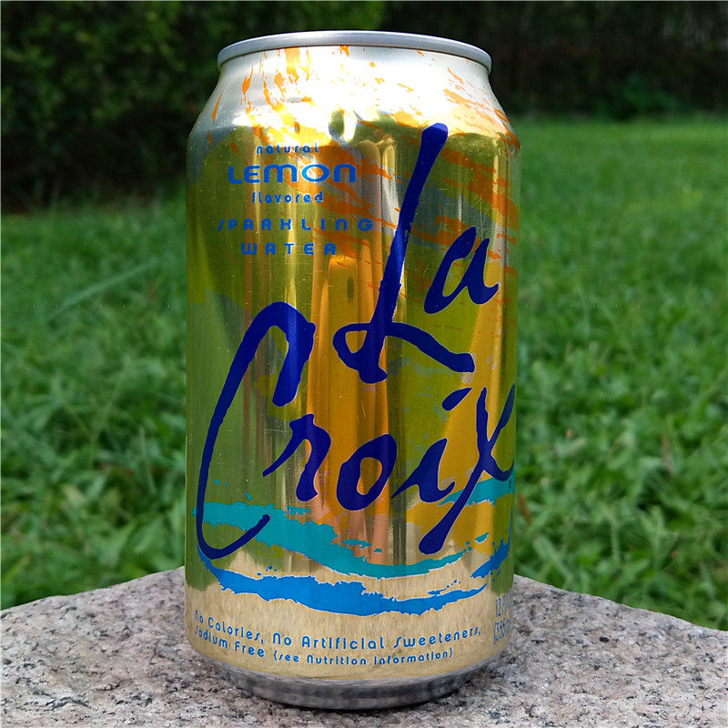 乐活柠檬味汽水有气矿泉水无糖零热量饮料lemon sparkling water