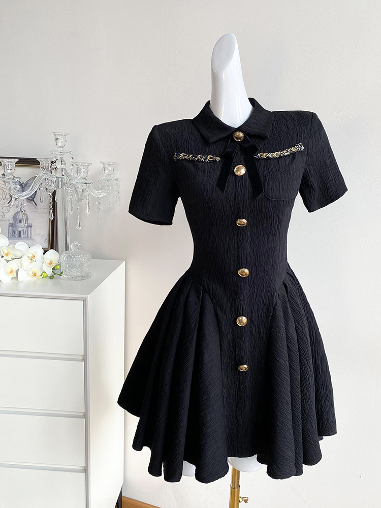 黑色小香风连衣裙女夏季短裙轻奢高级感气质法式赫本风小个子裙子