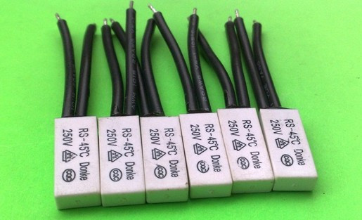 电热产品温度控制器45℃-105 度250V 温度过高热保护器 3v-220v