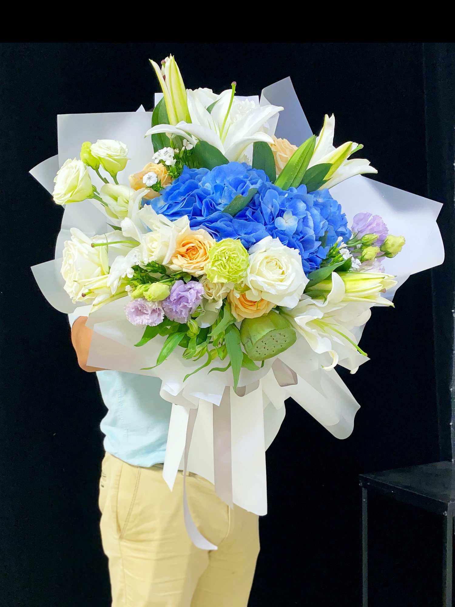 高端花艺的优惠券大全—女神款西安鲜花同城速递绣球百合花束花店配送