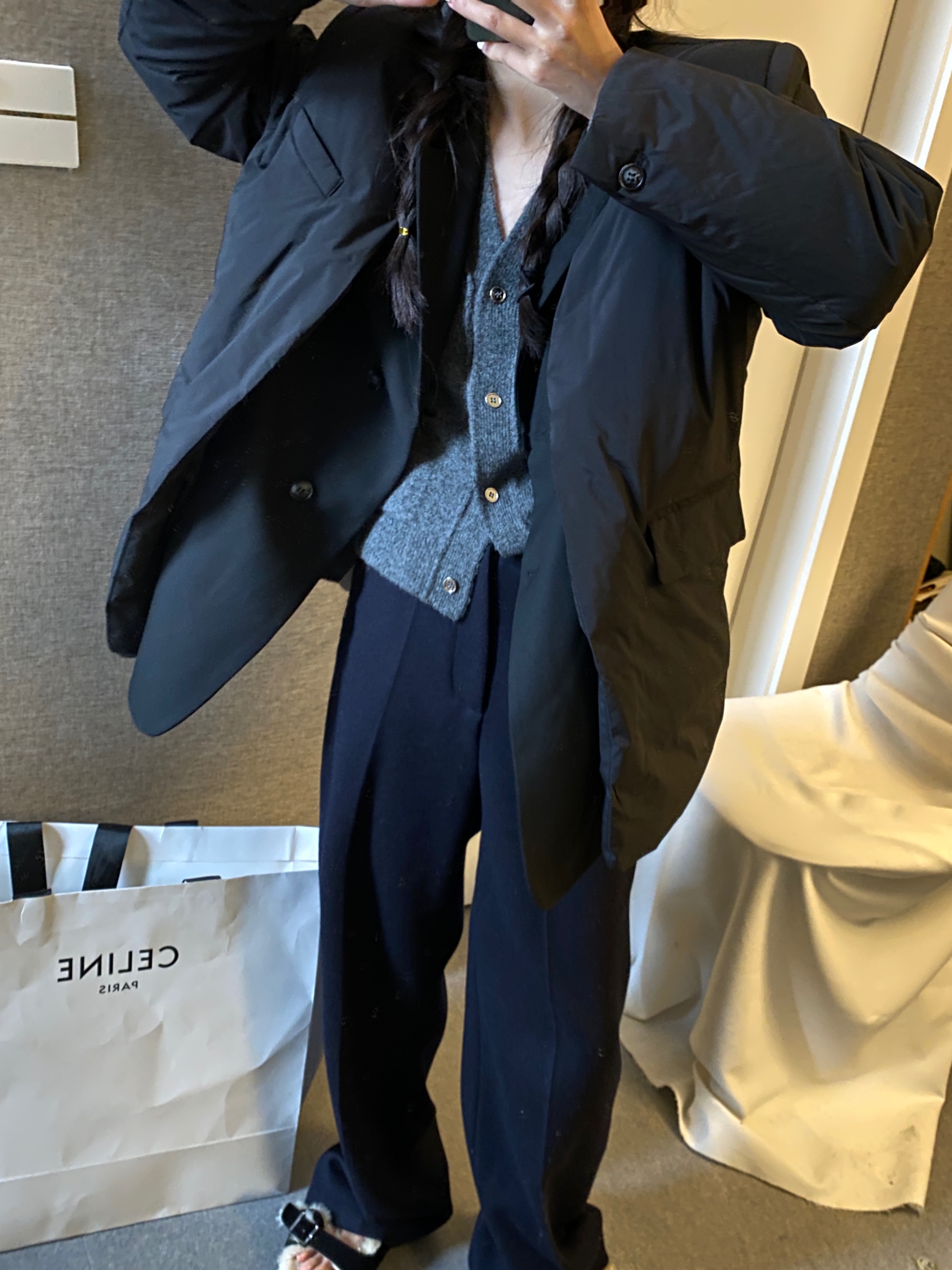 2022年新款时髦叠穿假两件西装外套设计款轻薄白鸭绒羽绒服女冬季