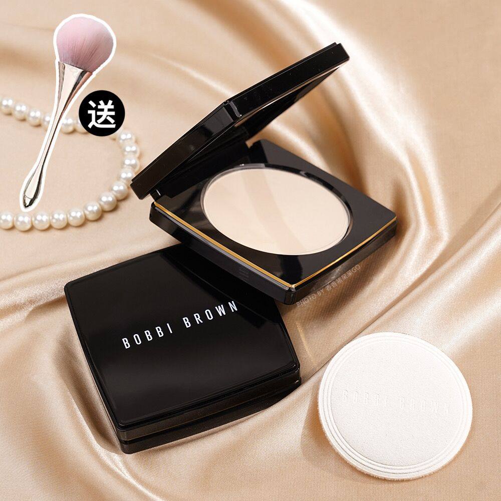 bobbibrown粉饼