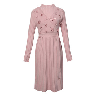 少女粉嫩穿搭流行气质女神范衣服2020年新款女春装针织粉色连衣裙