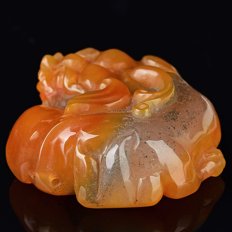 st3079 天然俏色黄龙玉金沙回头貔貅吊坠58.89g