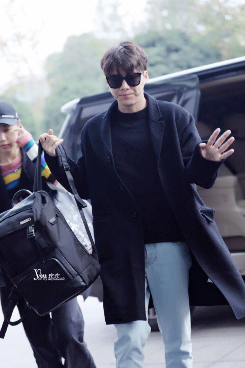 冬季明星李易峰同款男士黑色韩版潮流羊毛大衣中长款西装领外套优惠券